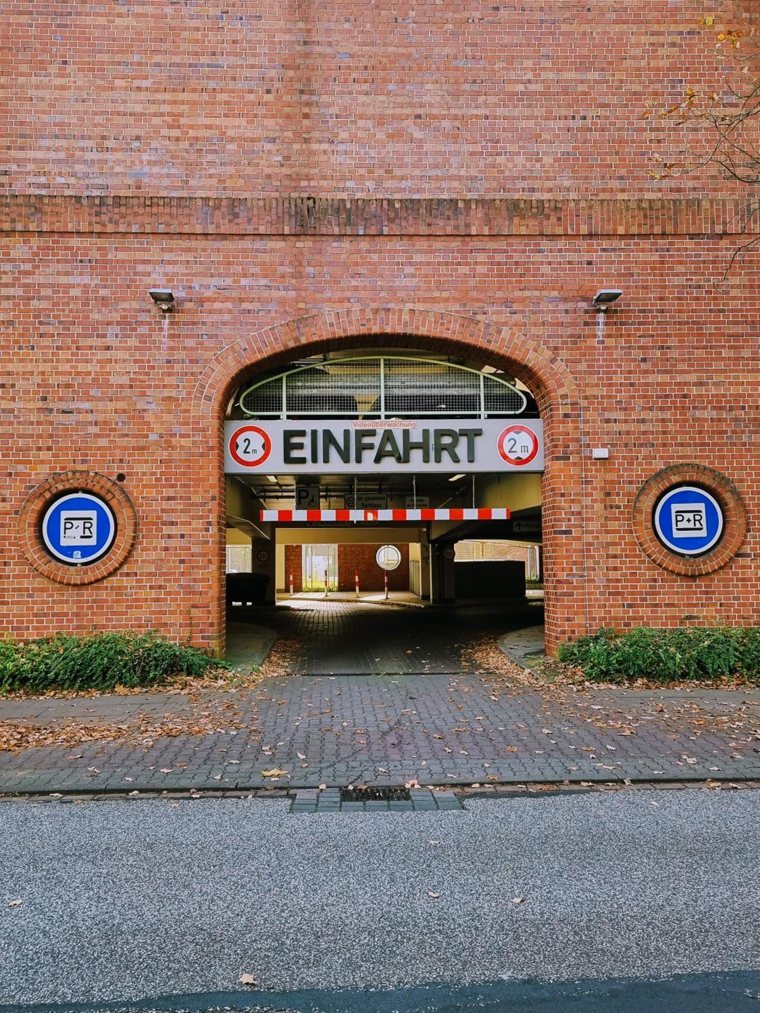 Have-A-Nice-Stay - Nahe Bahnhof - 20 Minuten Nach Hamburg - Trotzdem Ruhig Gelegen - 6 Minuten Zu Fuss Ins Zentrum Ahrensburg - Modern Eingerichtet Exterior photo